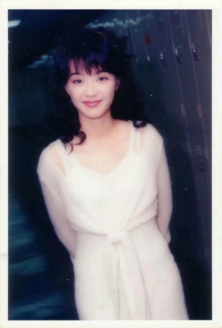 梅艳芳夕阳之歌和陈慧娴哪个更好,梅艳芳和陈慧娴同一首歌谁先发布