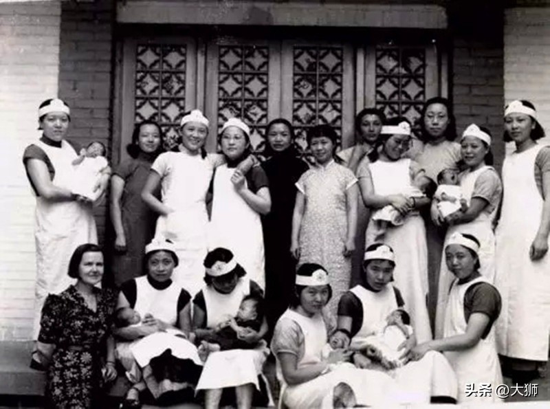 民国三十三年，评戏女伶毒虐养女案，手段之凶残，见者无不心惊