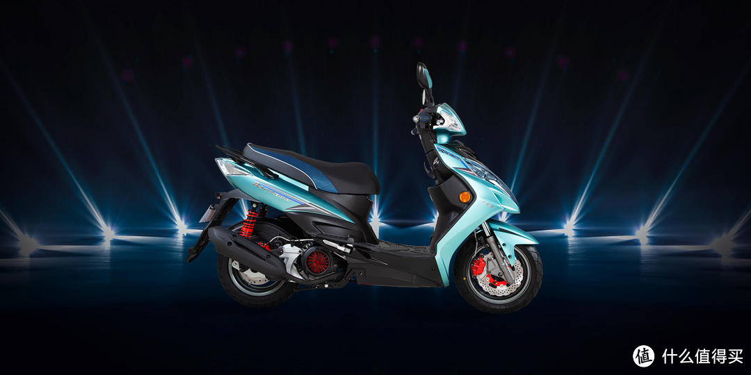 踏板摩托车推荐2021三阳fnx150,1-2万三阳踏板车