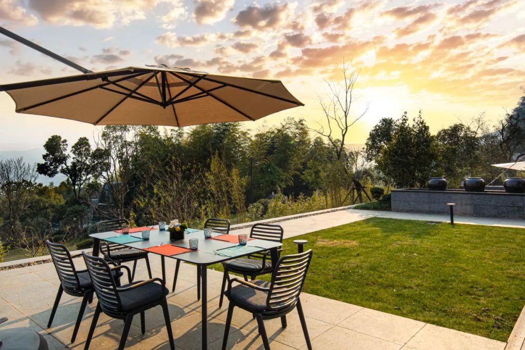 江苏宜兴悬崖酒店,宜兴市悬崖酒店