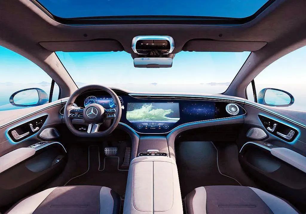 车载大屏简史：恒驰5三联屏凭啥媲美百万奔驰EQS？