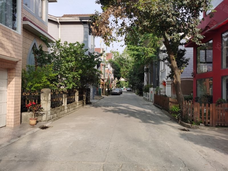 小区旧楼住户能不能自己拆了重建,社区自建房老旧可以拆除重建吗