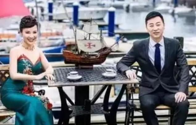 盲人歌手刘赛生女儿还是男孩,盲人歌手刘赛结婚的全部视频