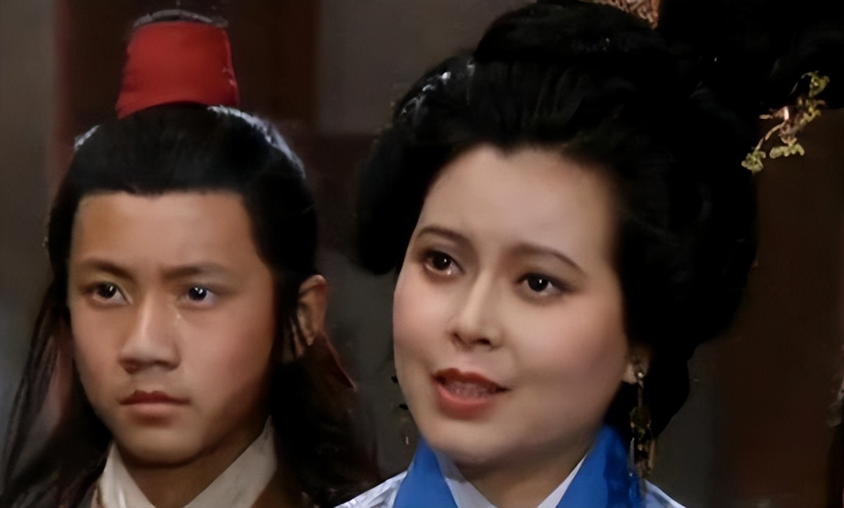 唐国强夫妇现身华表奖,唐国强携妻子壮丽现身