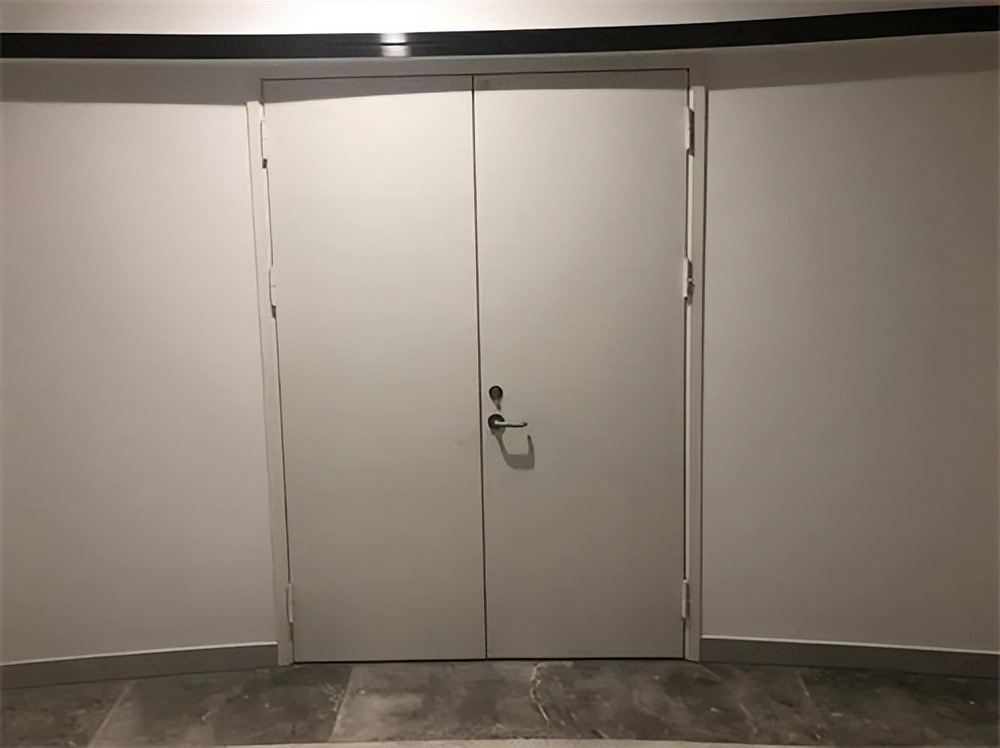 木质防火门与钢质防火门对比,钢质防火门和木质防火门哪个好些