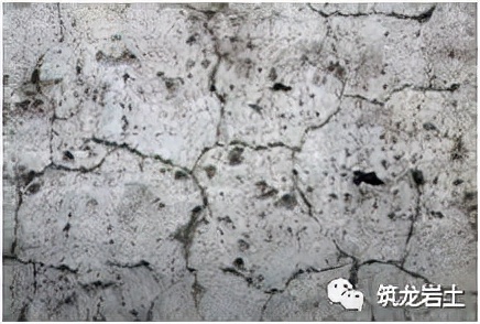 桩基工程地下防水在哪个时间施工,地基与基础工程施工常见质量通病