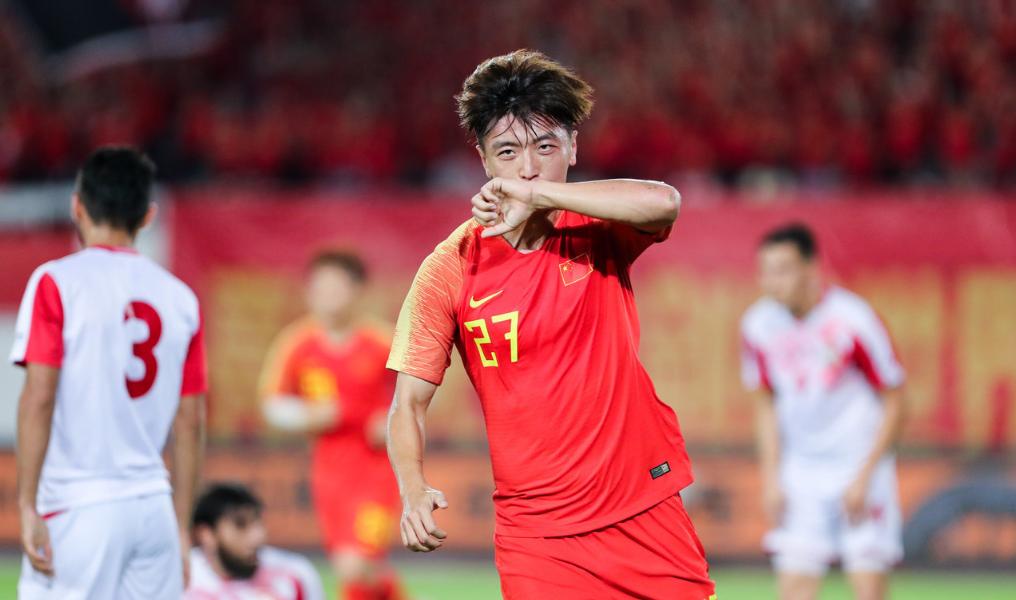 杨旭宣布退役移师青训赛场,杨旭加盟上海申花2年进球