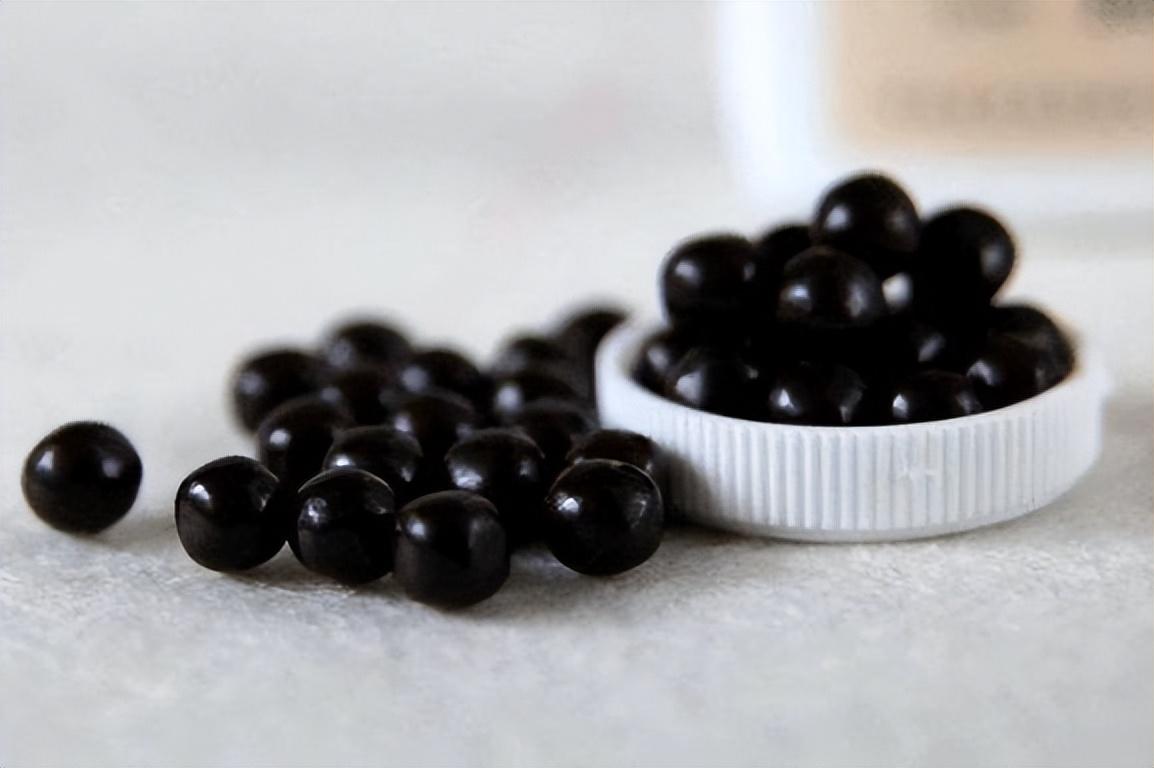 逍遥丸治疗女性肝气郁结吗,逍遥丸的功效40岁女人吃好吗