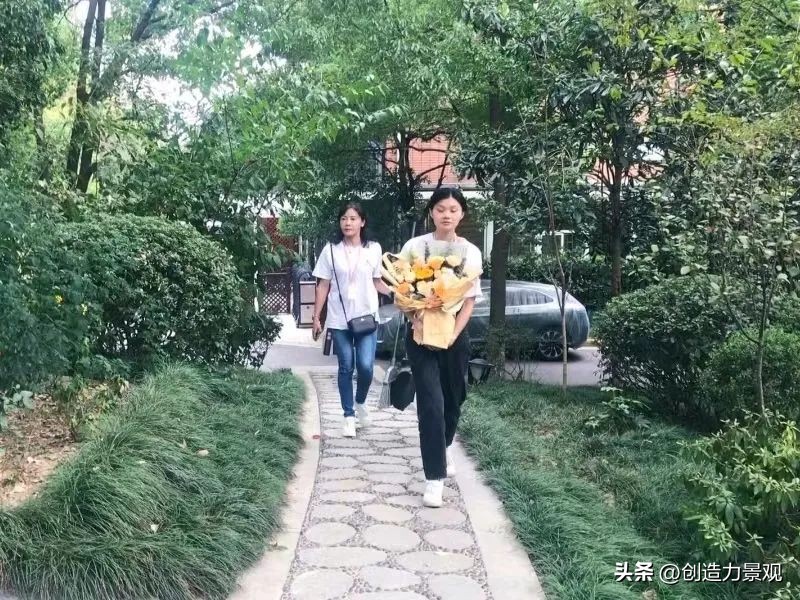 周末回访老客户的文案,回访老客户的主题