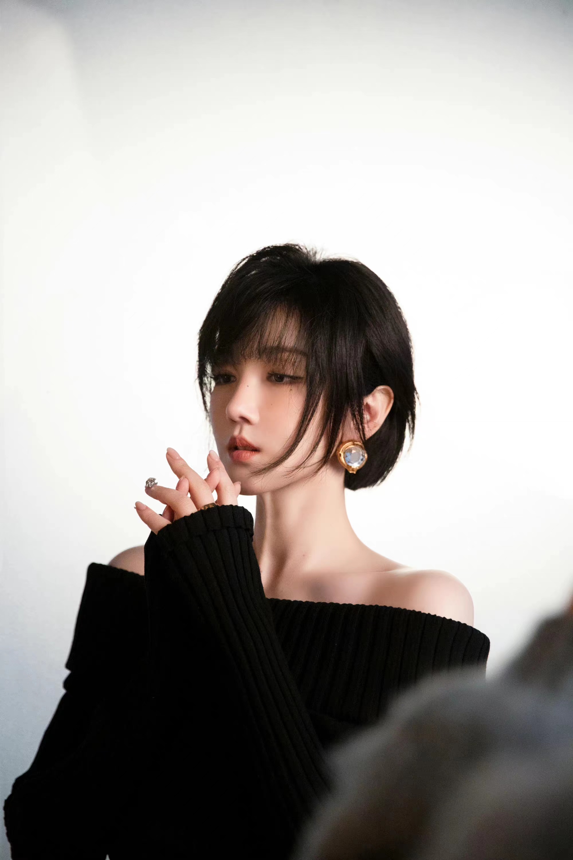 陈小纭郝葭反差感演技,陈小纭饰郝葭个人照