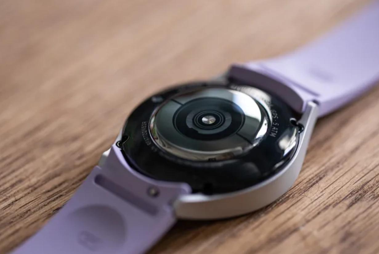 目前口碑最好的三款智能手表,目前最新款的智能手表是哪款