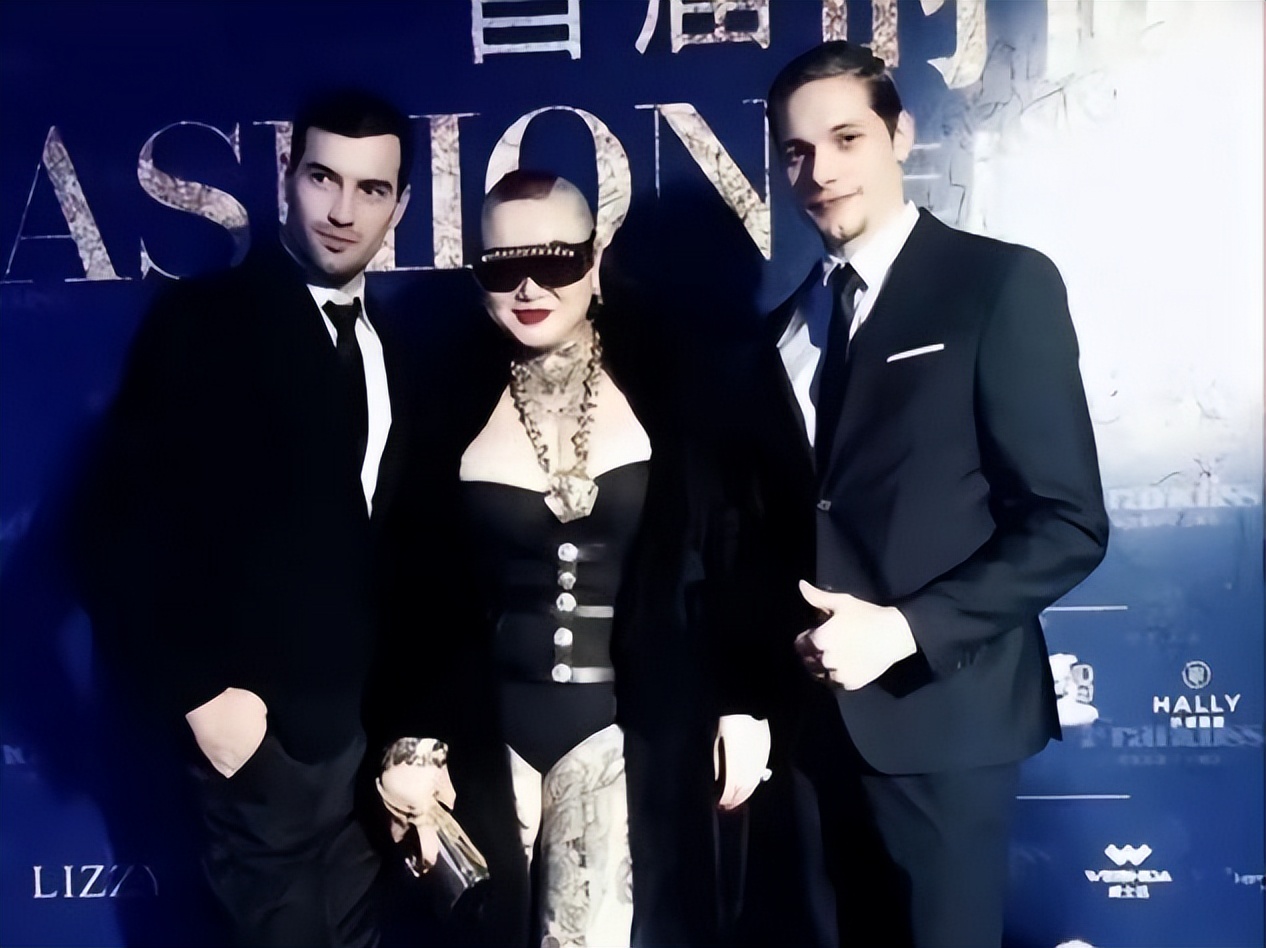 浙江第一富婆宾利姐现状,浙江富婆宾利姐年轻时