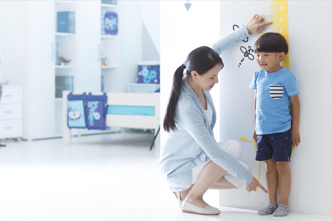 孩子5岁身高仅100cm：医生一语惊醒梦中人，原来是父母好心办坏事