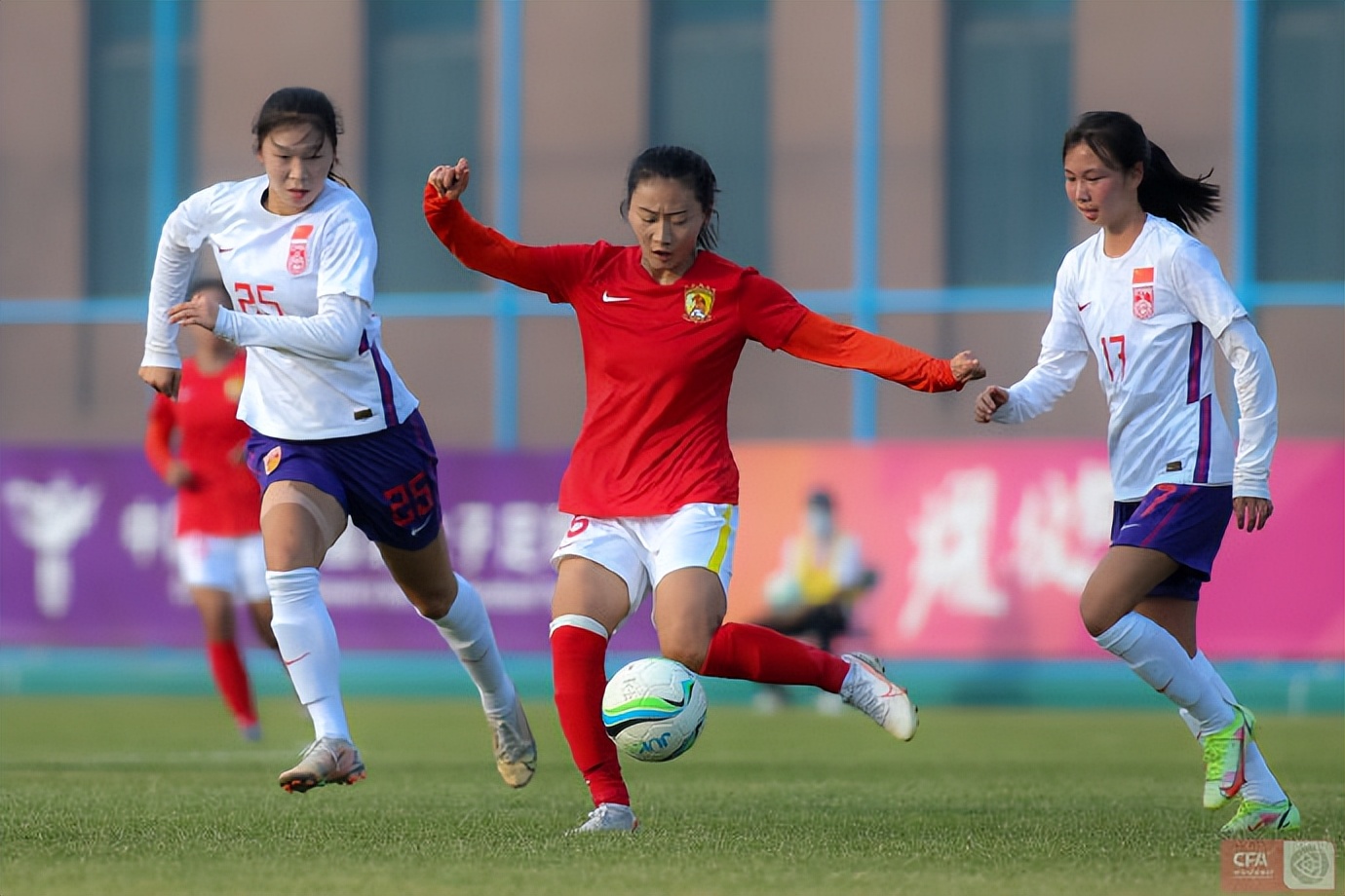 恒大巅峰时期绝境逆转,广州恒大3:2逆转江苏苏宁是哪一天