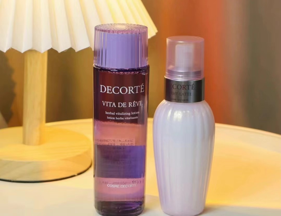 倩碧美白水乳和olay的水乳哪个好,倩碧美白水乳适合什么肤质