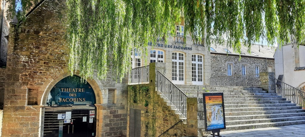 迪南：凝固中世纪法国，时光回到布列塔尼荣耀，半木结构建筑如画