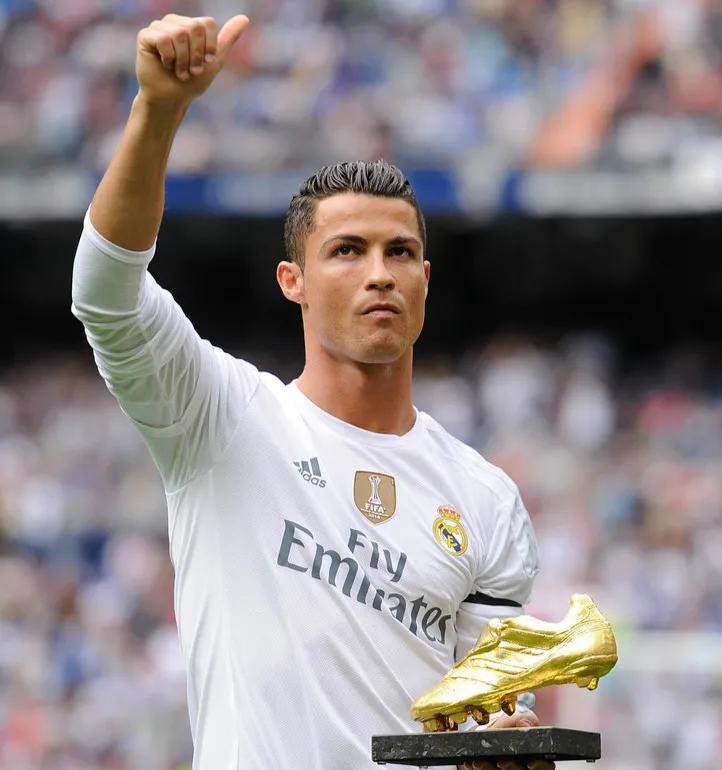 疯狂c罗进球视频,c罗足球篇