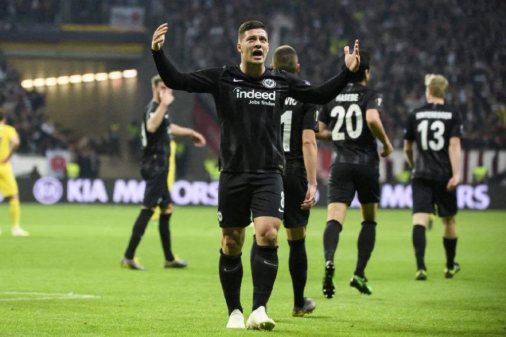 法兰克福主场战胜柏林赫塔,德甲赛程柏林vs斯图加特