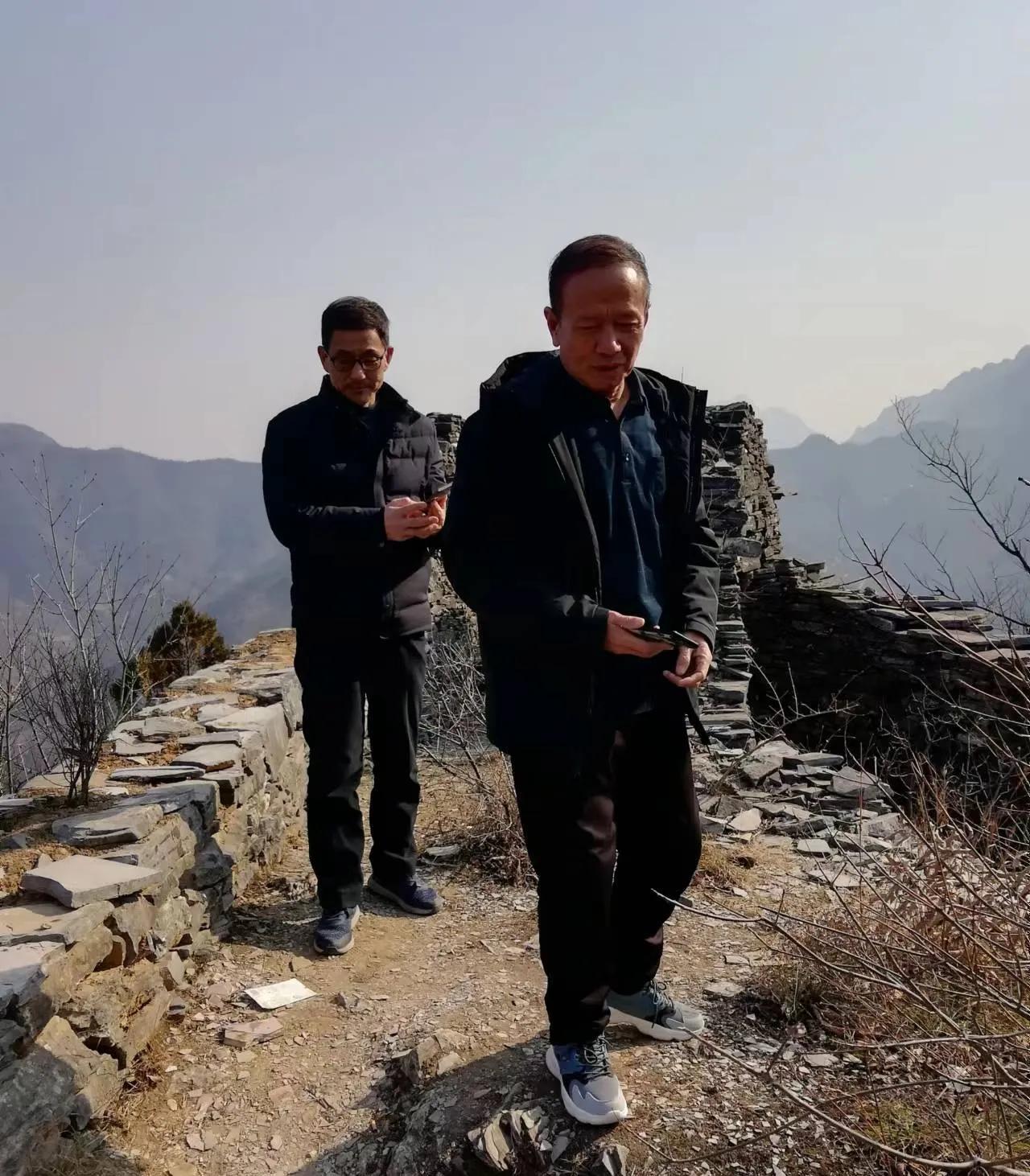 登高登楼,登高望江