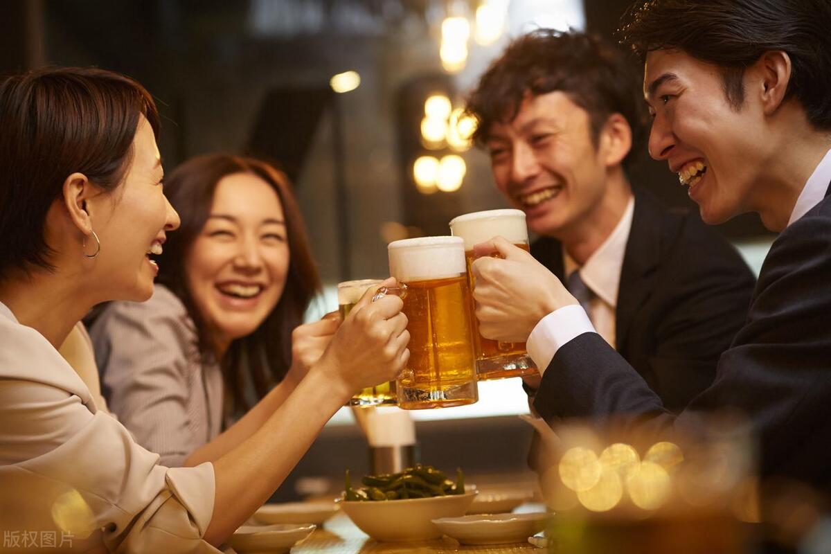 我45岁，月经结束后，醉酒后一时糊涂做错事，现在*处私**难受怎么办