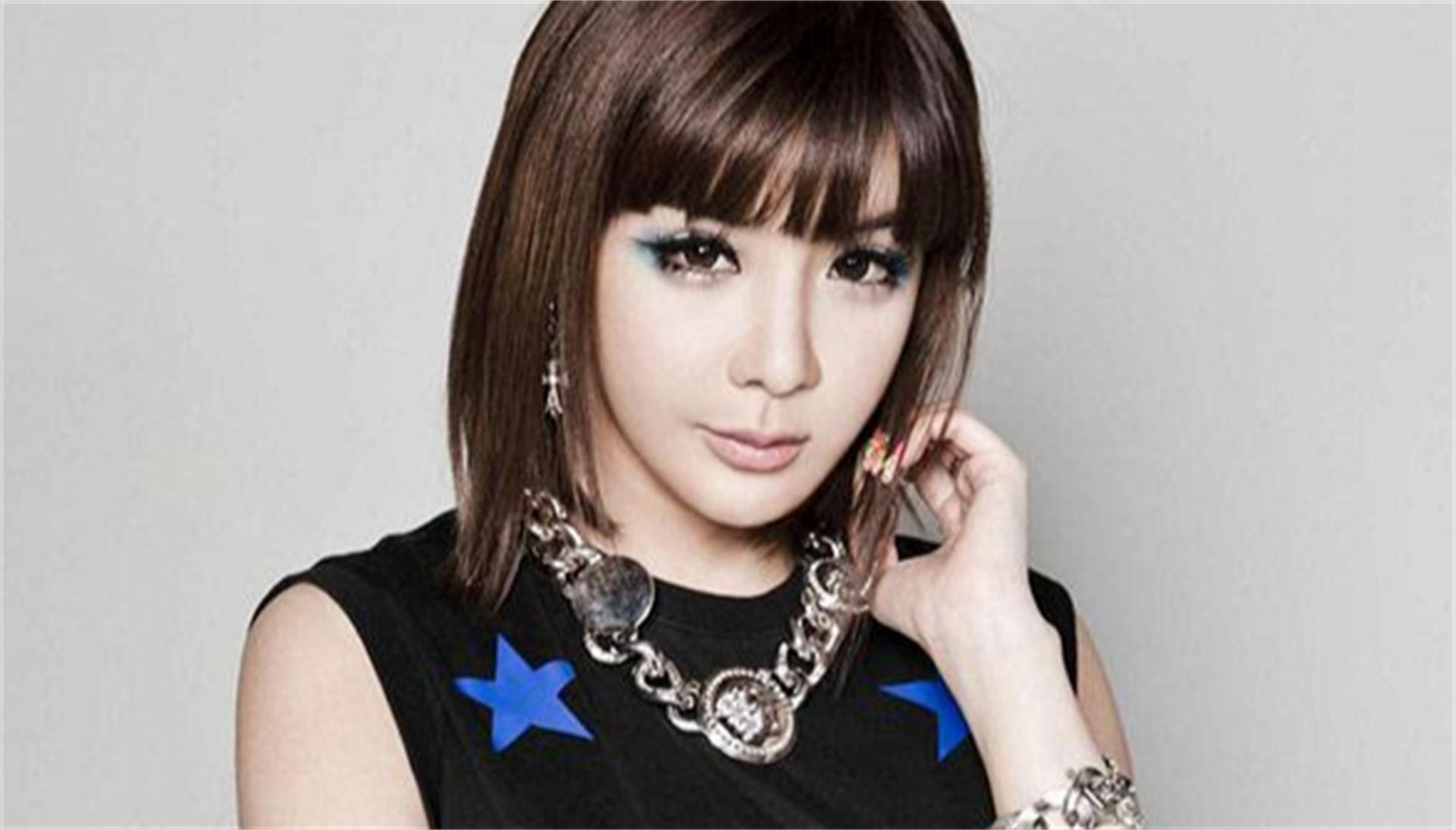 她曾比Lisa还火爆，却因服用“禁药”被*制抵**，如今宛如“充气人”