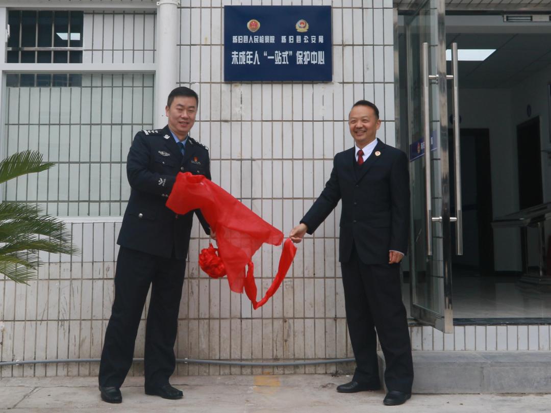 儿童手绘照片,儿童手绘不一样的自己