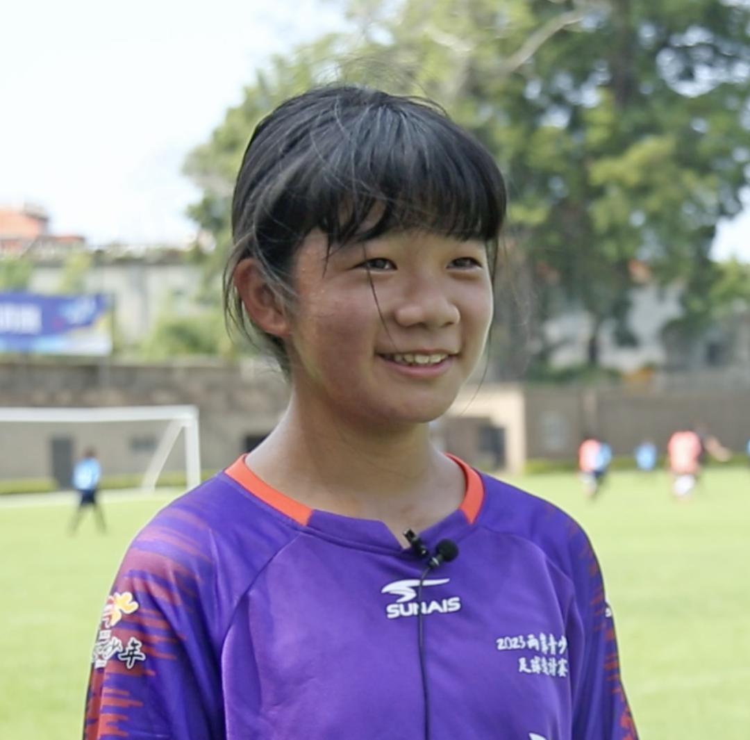 百年球场开赛两岸“足”梦少年齐聚厦门