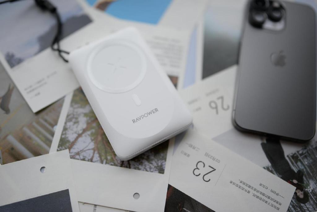 iphone13磁吸充电套装推荐,苹果13原装磁吸充电宝测评