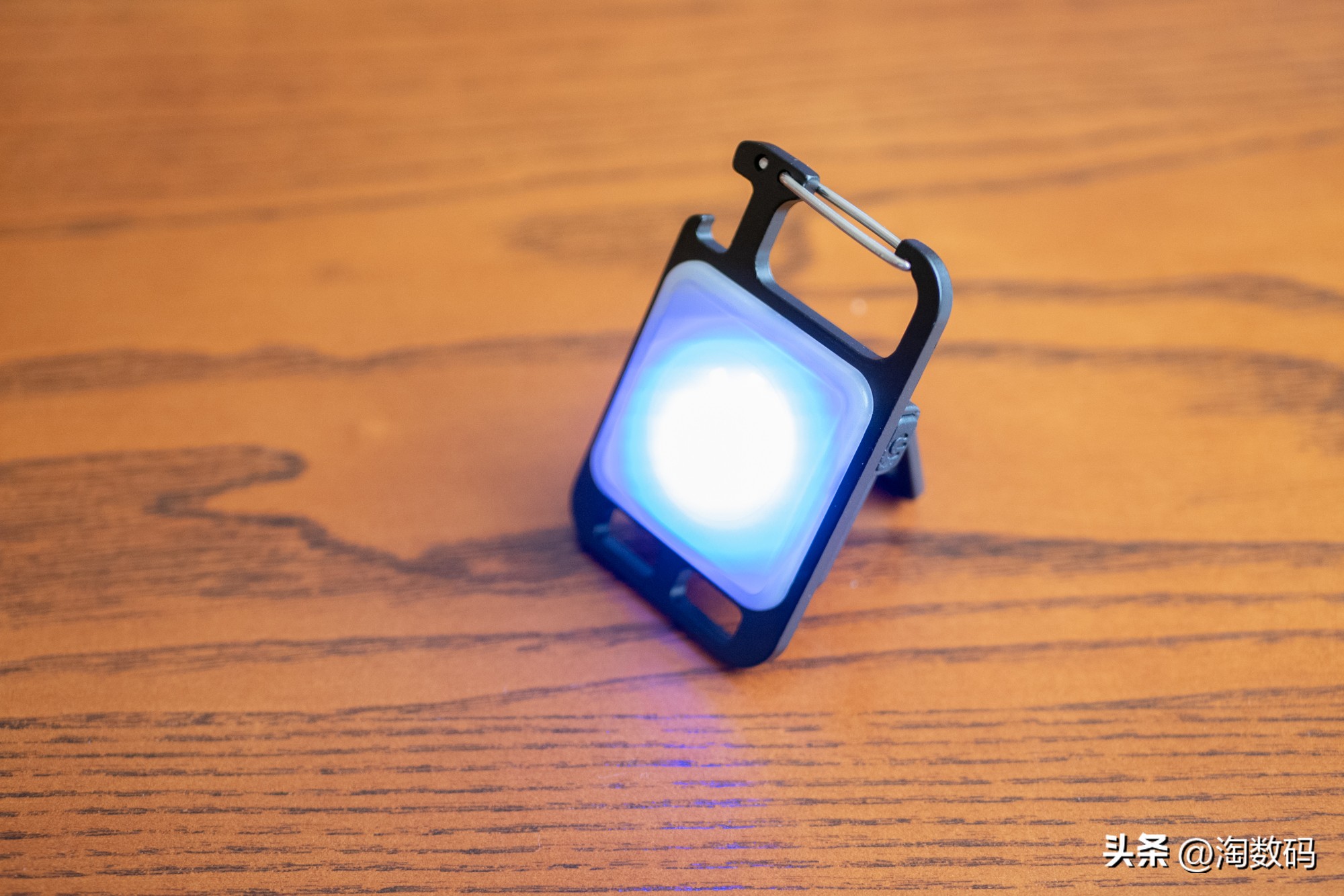 开酒瓶钥匙扣挂件最新款,开啤酒瓶钥匙扣挂件