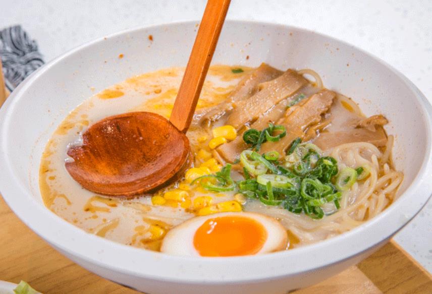 日本开在中国的拉面馆,日本传承几十年的拉面店