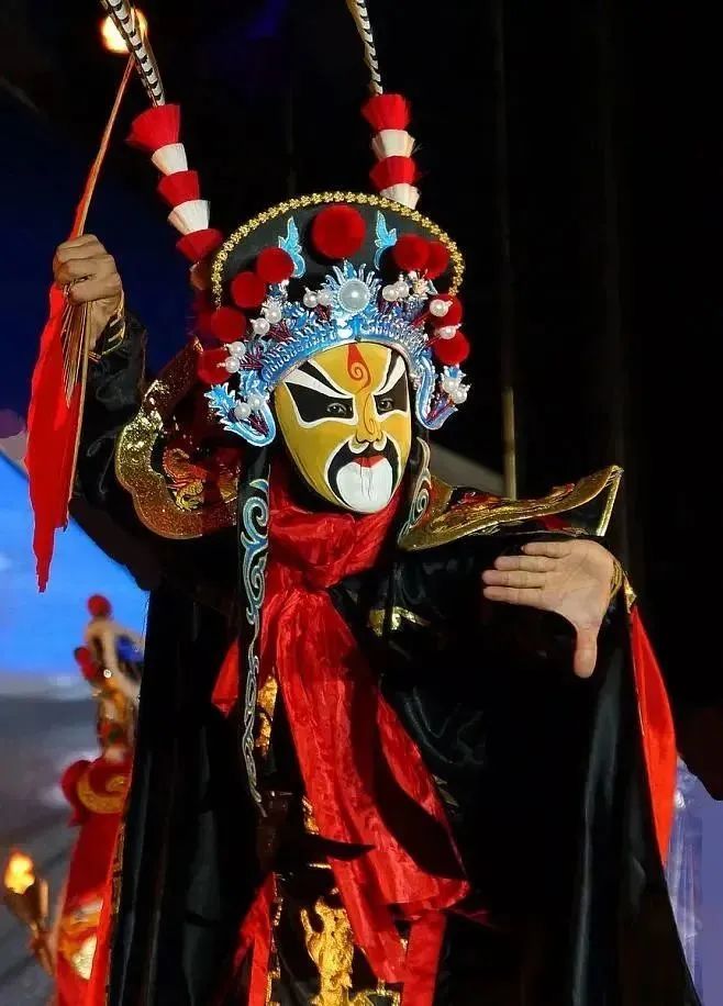 猜灯谜举杯邀明月,猜灯谜元宵佳节