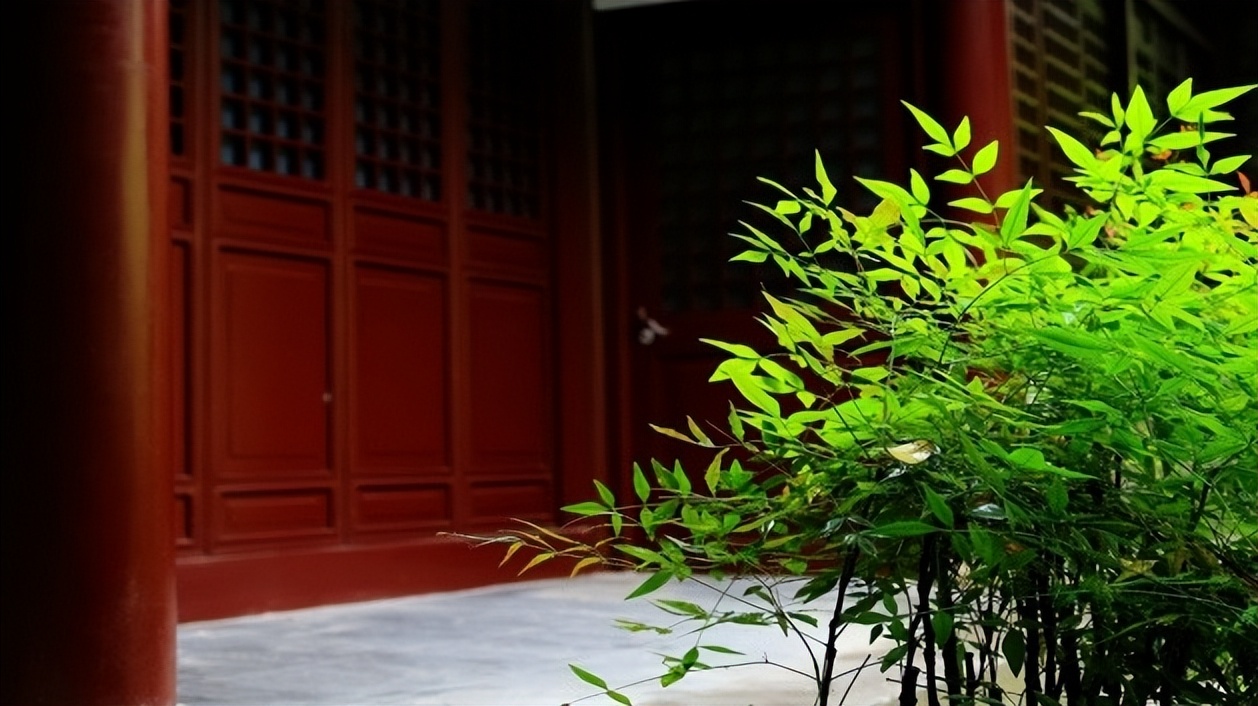 一年前的三星值得买吗,三星以前的老手机值钱吗