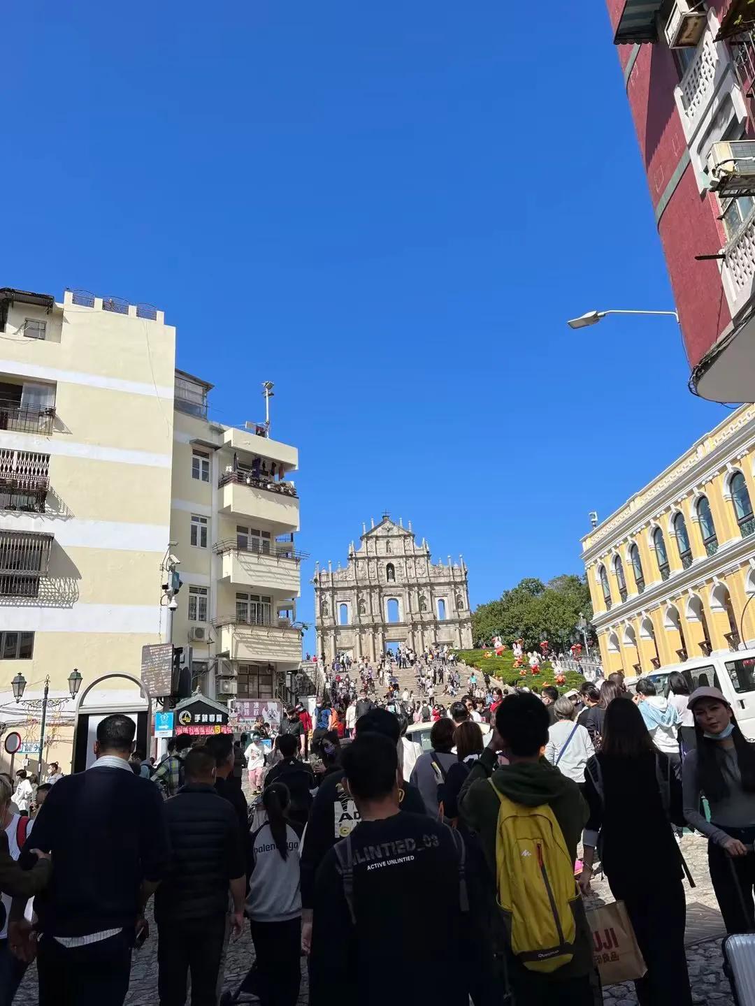 普通人去澳门香港旅游好吗,内地人先去澳门还是先去香港旅游