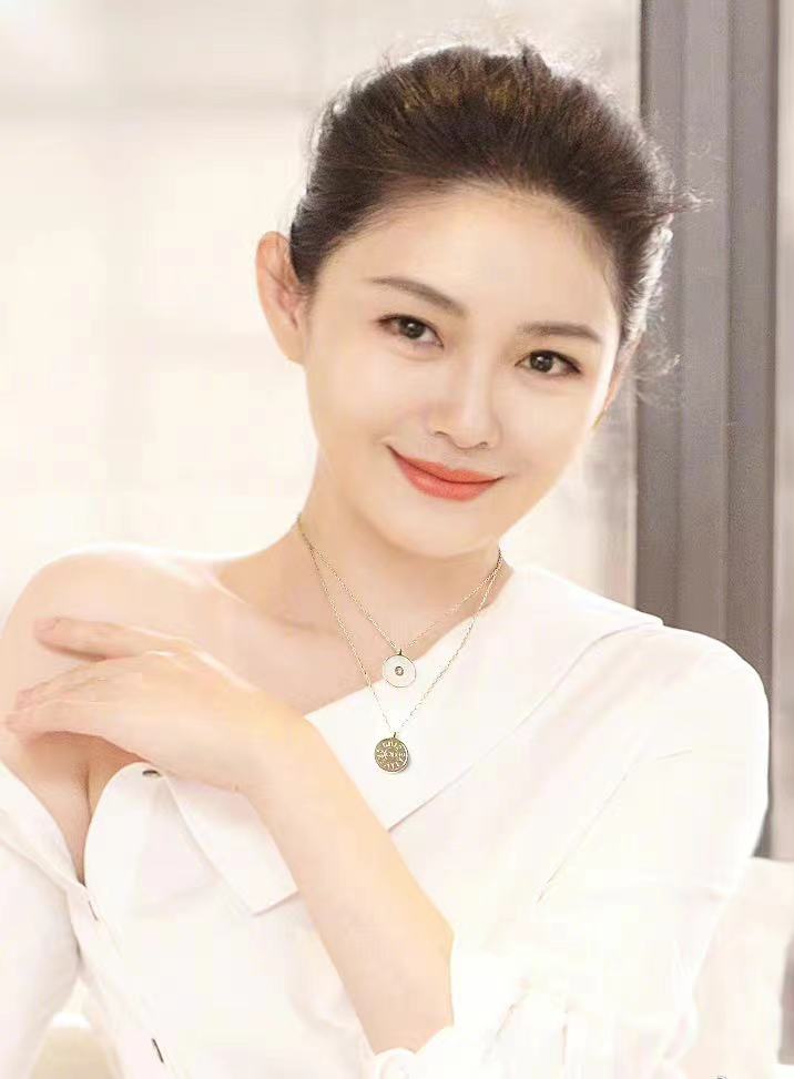 张兰汪小菲卖什么,张兰吐槽汪小菲败家