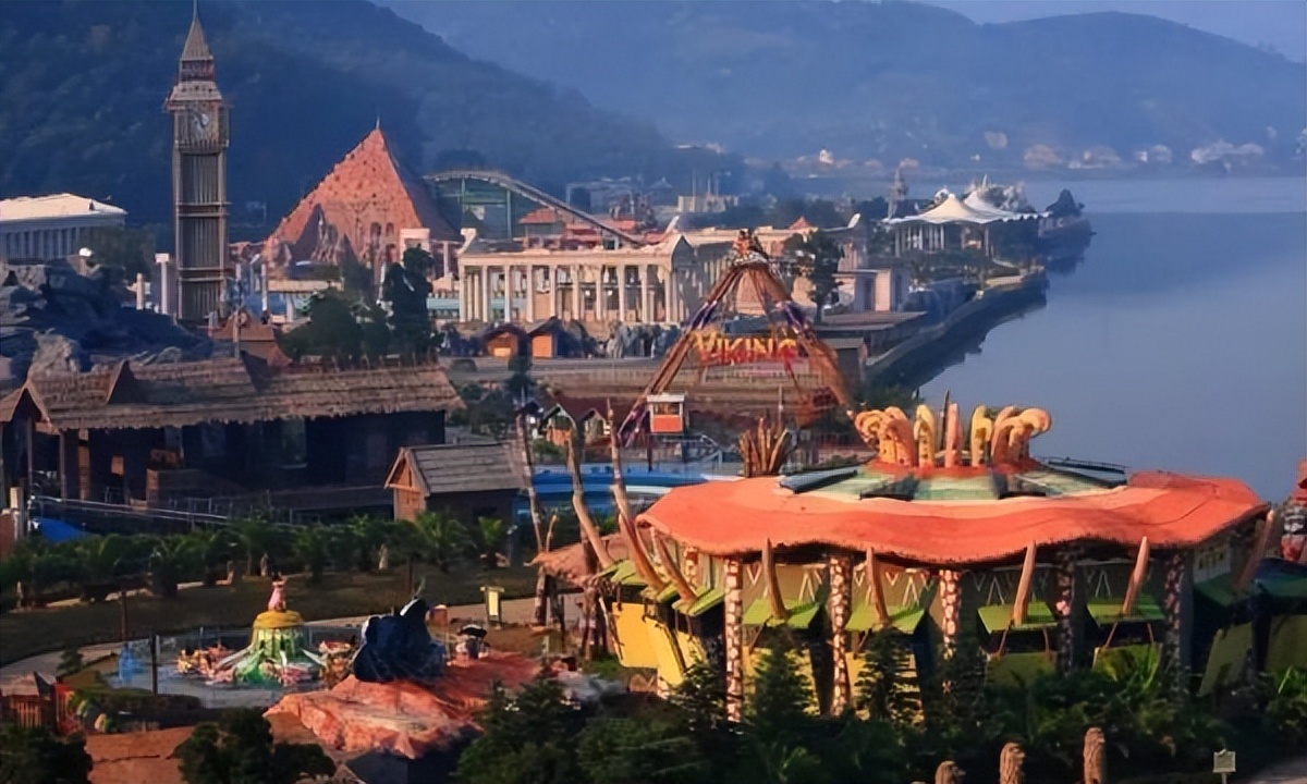 重庆斥资16亿打造游乐园，开业九年破产，现在无人问津