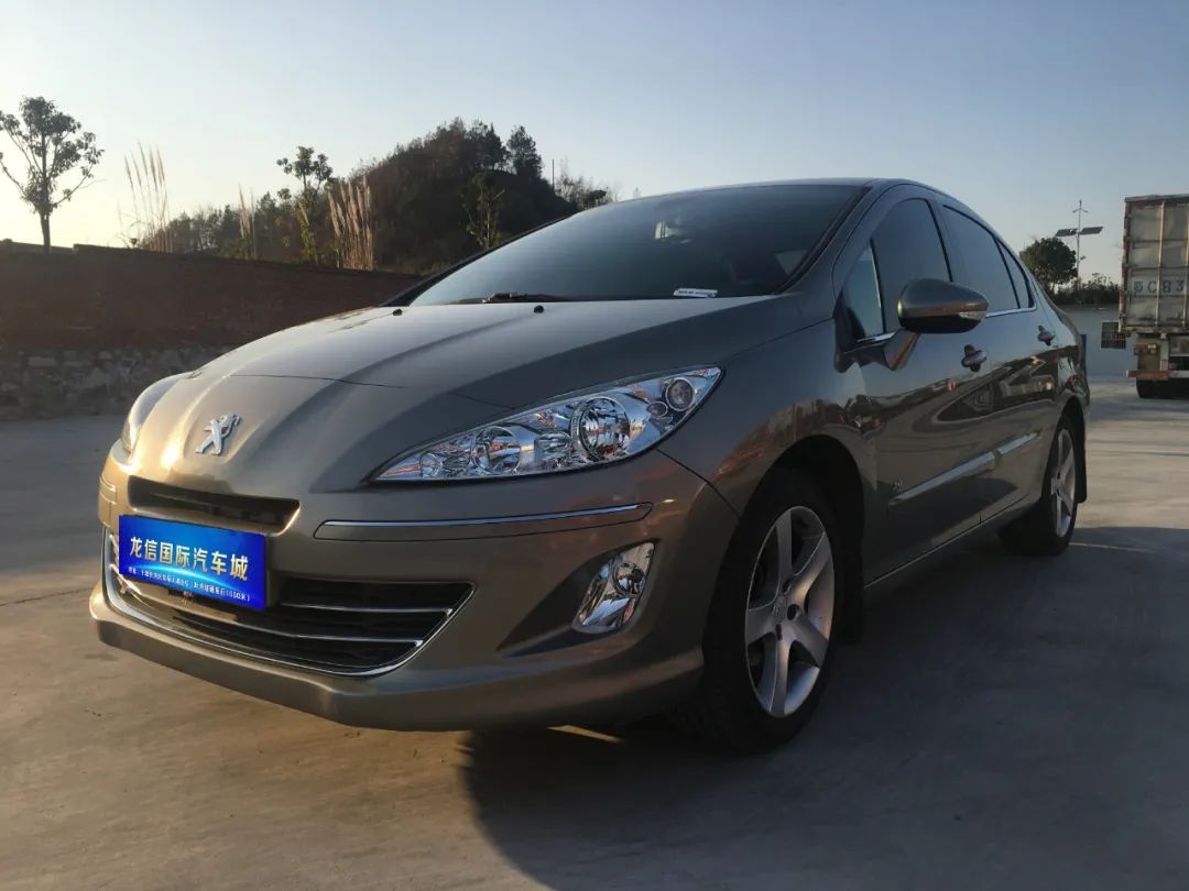 十堰龙信汽车城二手车市场,十堰龙信二手车市场雅阁