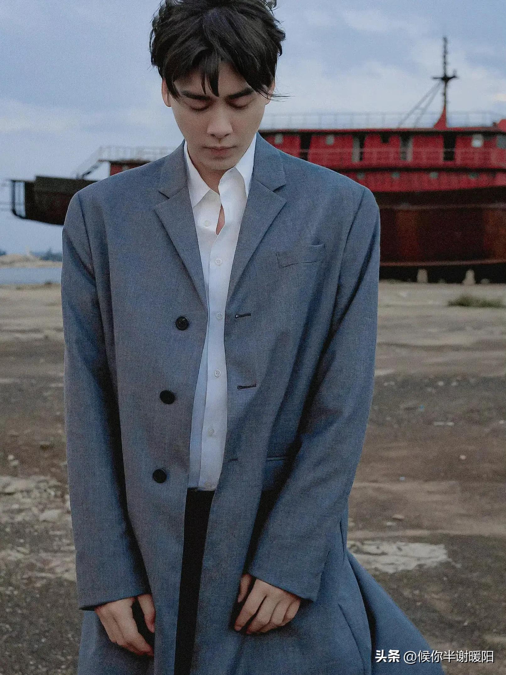 长款西装肖战,长款西装显矮男