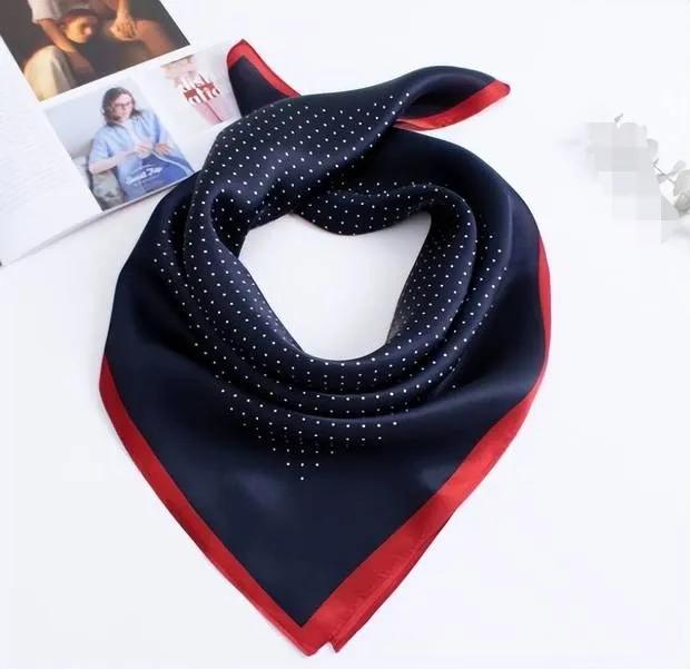 网传李少莉纱巾价值仅44元！贵州11岁少女被指偷文具跳楼自证清白