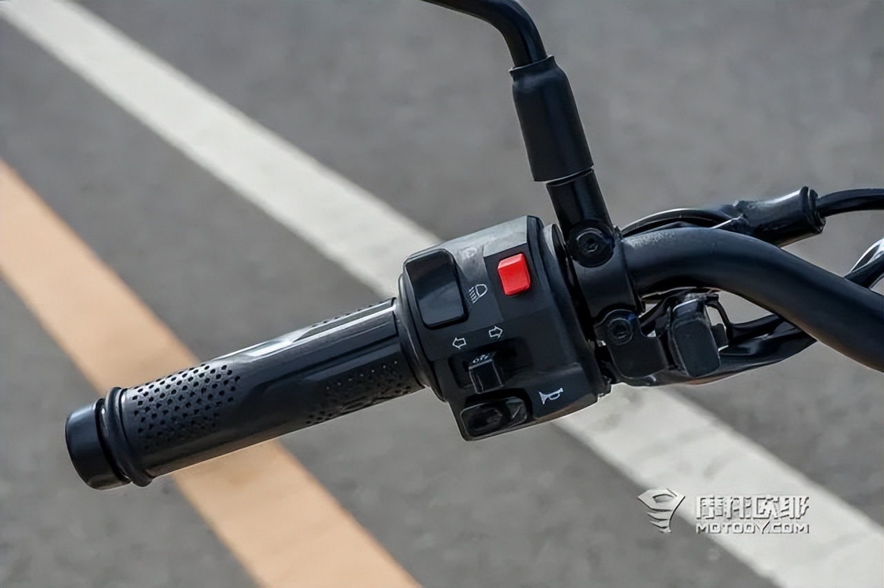 高金gk400对比gk500,高金gk400骑行感受