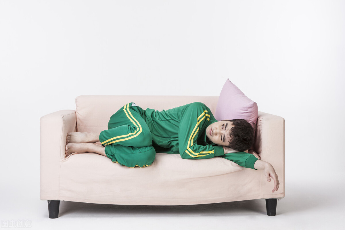 5岁男孩撒娇买玩具,5岁男孩买的玩具