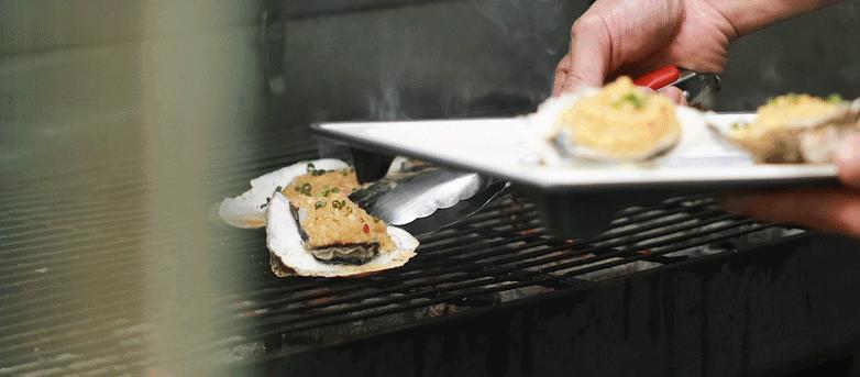 “搞什么，这大排档开到9点，老板就叫我走？”