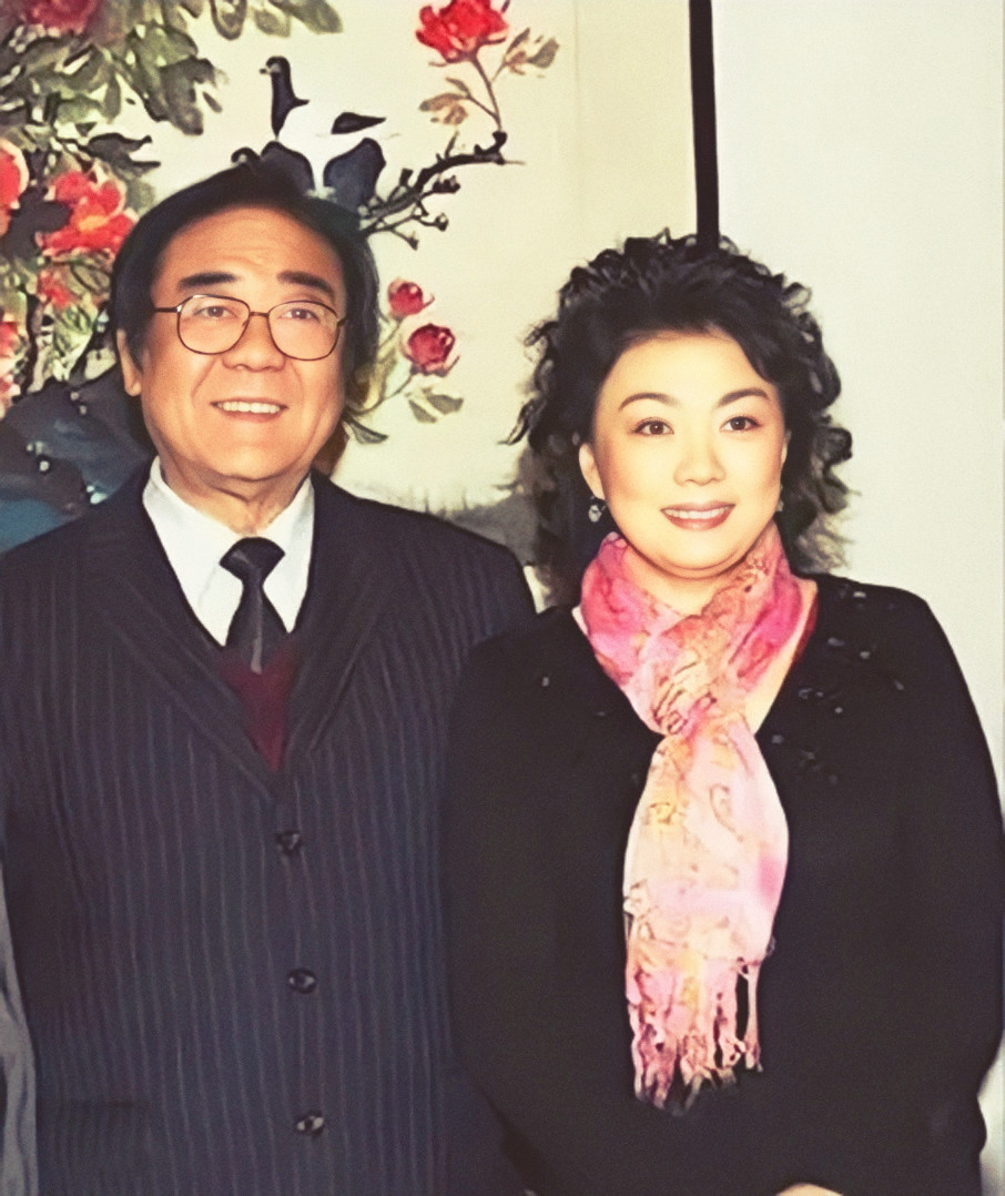 李谷一有几次婚姻,李谷一第一任丈夫相差几岁