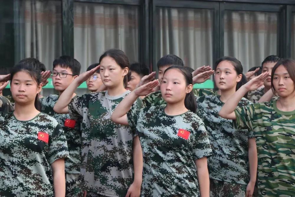 新徽实验学校军训2021,迷彩青春不负韶华军训
