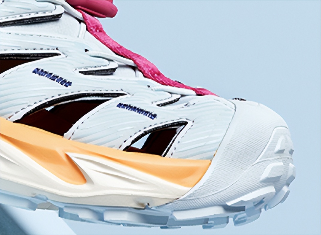 户外人生专栏,户外旅游涉水凉鞋