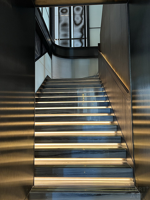 窗含西岭千秋雪成都环球中心雪山,窗含西岭千秋雪魅力成都