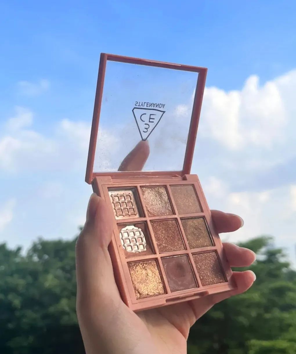 澶╃敓濂界毊鎺ㄨ崘,澶╃敓鐨偆濂界殑缇庡コ