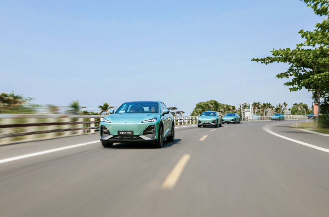 深蓝s7增程版200max23款和24款的区别,深蓝s7超级增程缺点