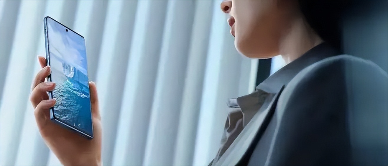 手机屏幕亮度怎么设置对眼睛最好,手机亮度高还是低对眼睛好