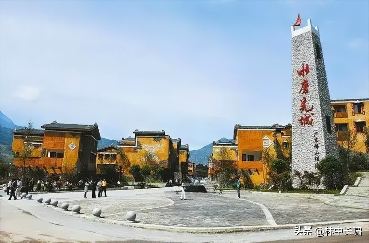 我与美丽的羌族女导游的那段网恋，还有那些汶川大地震的段子...