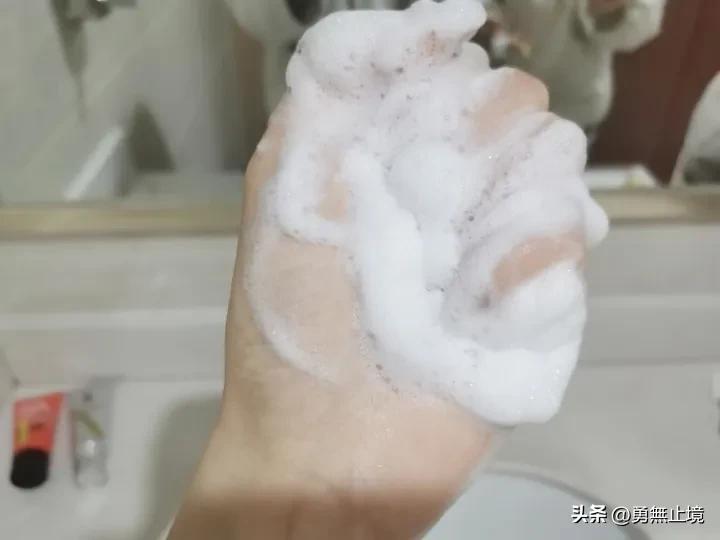 男士去黑头控油效果最好的洗面奶,2022男士洗面奶测评实测第一名